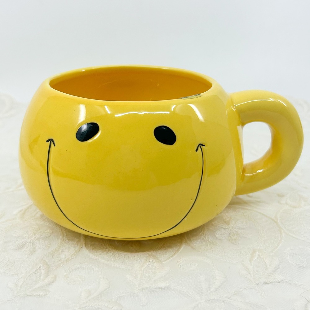 Vintage Yellow Smiley Face Mug Taiwan Chubby - Coffee Mug Novelty Happy Mug